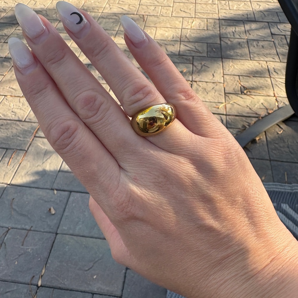 Gold plated Dome Ring - Picture 5 of 6